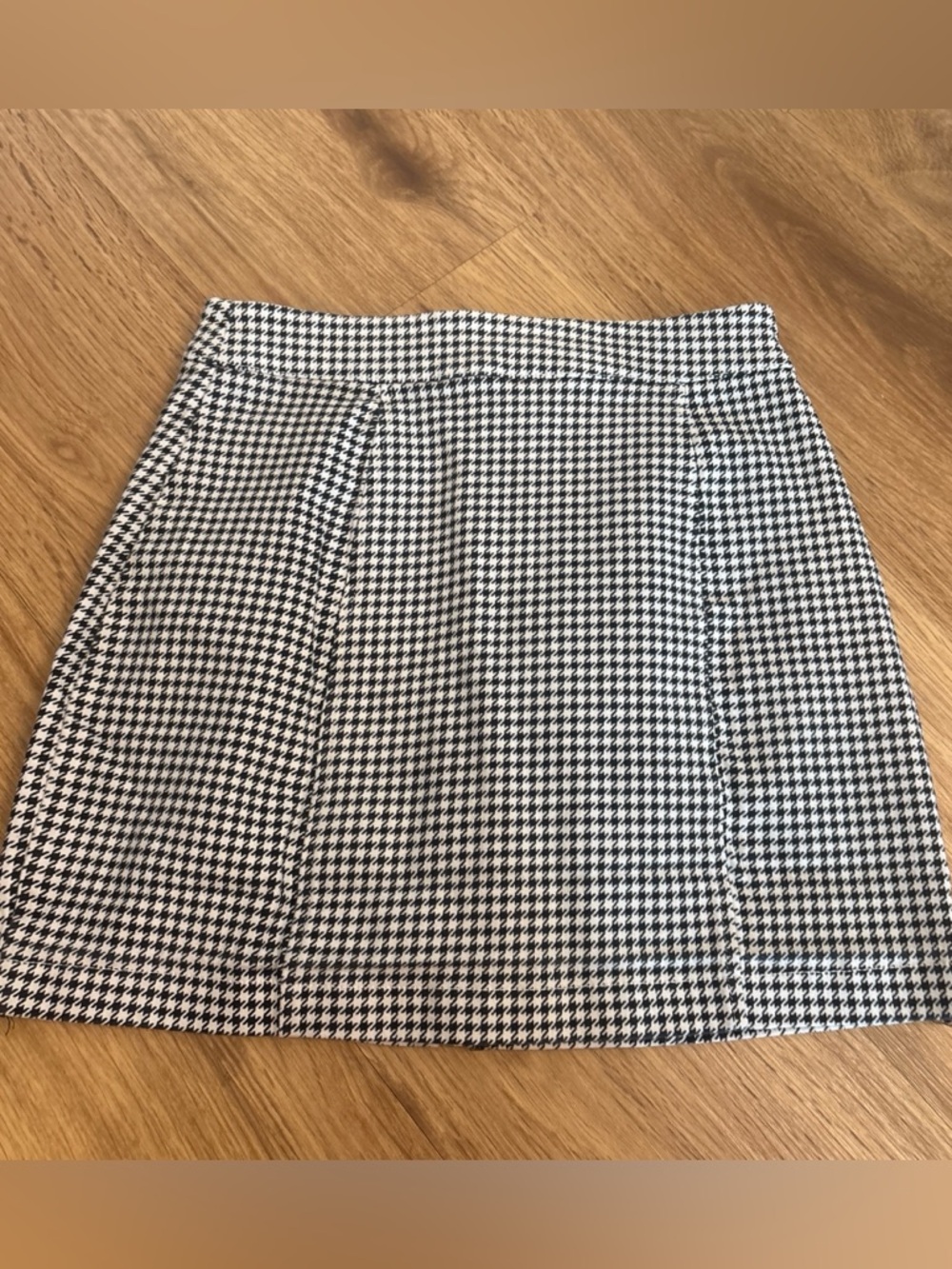 Zara Black and White Houndstooth Mini Skirt